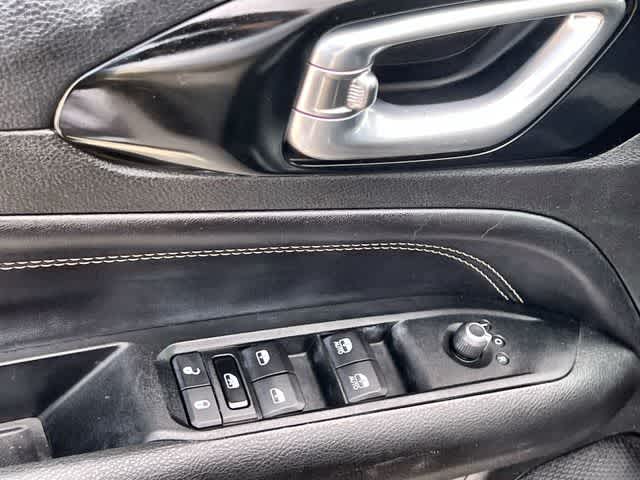 Thumbnail: 2022 Jeep Compass - 30