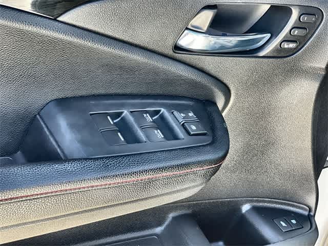 Thumbnail: 2022 Honda Pilot - 30