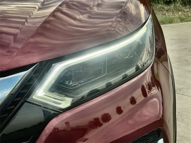 Thumbnail: 2020 Nissan Rogue Sport - 24