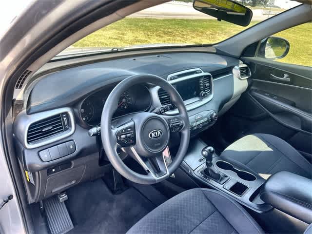 Thumbnail: 2018 Kia Sorento - 15