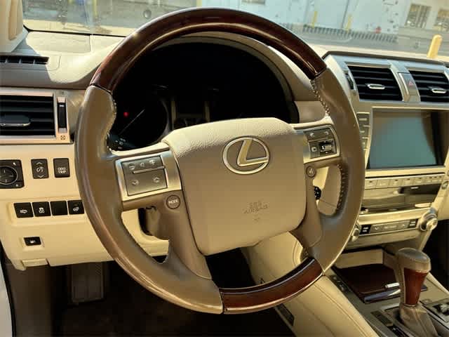 Thumbnail: 2019 Lexus GX - 17