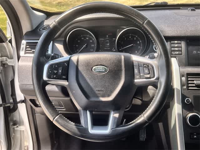 Thumbnail: 2017 Land Rover Discovery Sport - 17