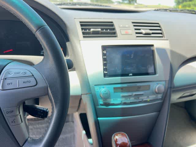Thumbnail: 2009 Toyota Camry - 18