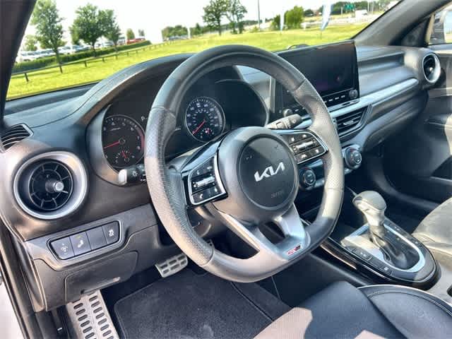 Thumbnail: 2024 Kia Forte - 15