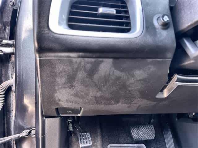 Thumbnail: 2017 Chevrolet Equinox - 28