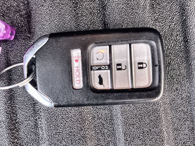 Thumbnail: 2018 Honda Pilot - 21