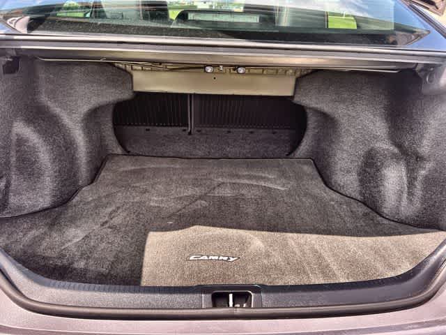 Thumbnail: 2016 Toyota Camry - 20