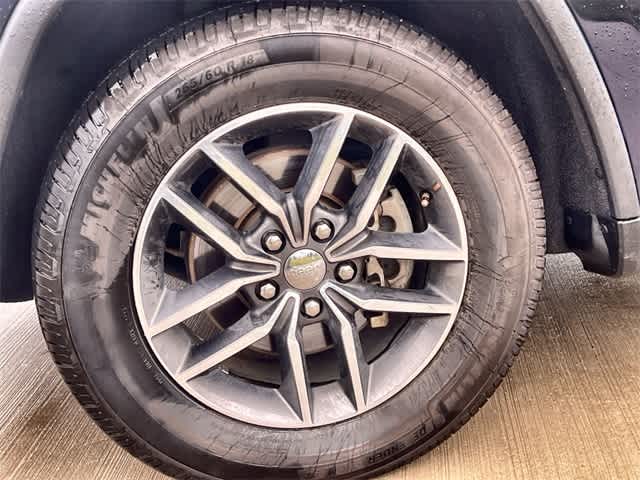 Thumbnail: 2018 Jeep Grand Cherokee - 9