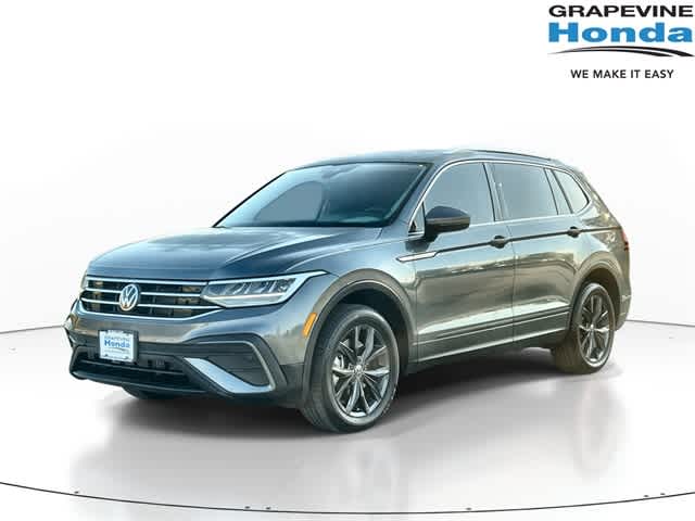 Thumbnail: 2022 Volkswagen Tiguan - 1