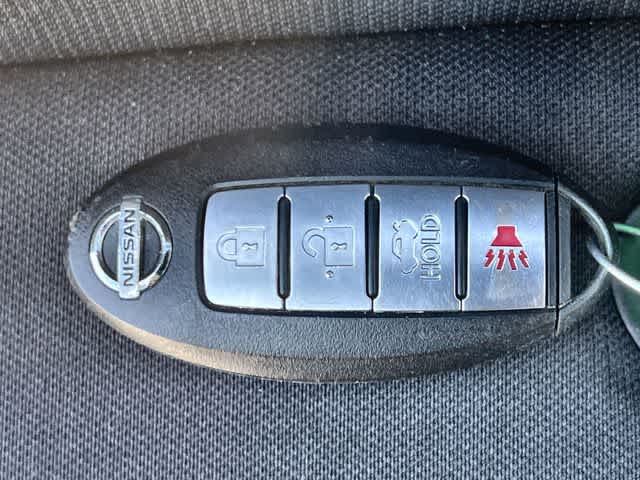 Thumbnail: 2015 Nissan Sentra - 21