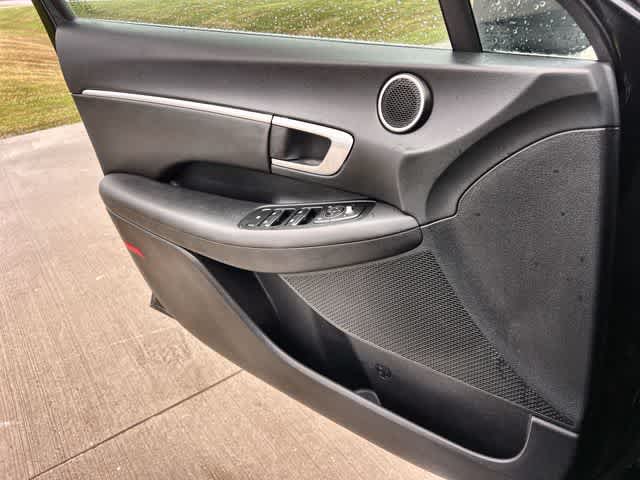 Thumbnail: 2022 Hyundai Sonata - 30