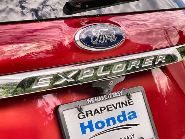 Thumbnail: 2017 Ford Explorer - 8