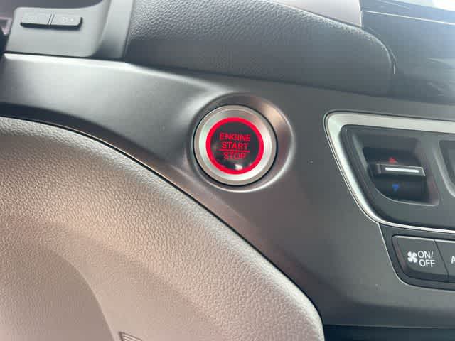 Thumbnail: 2018 Honda Pilot - 28