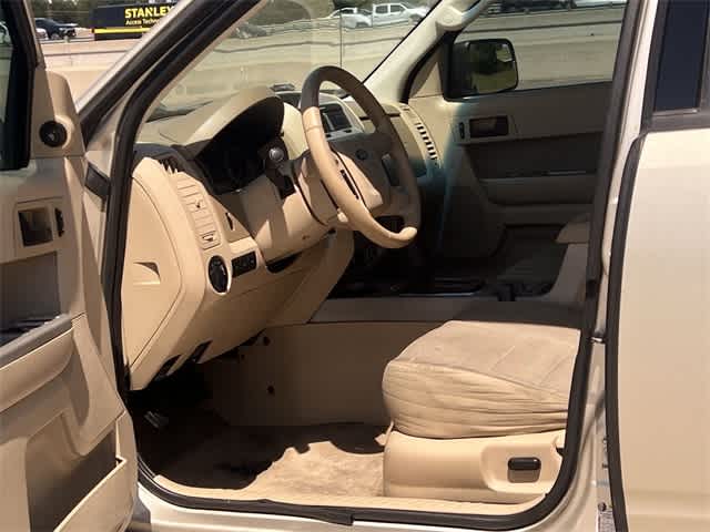 Thumbnail: 2012 Ford Escape - 3