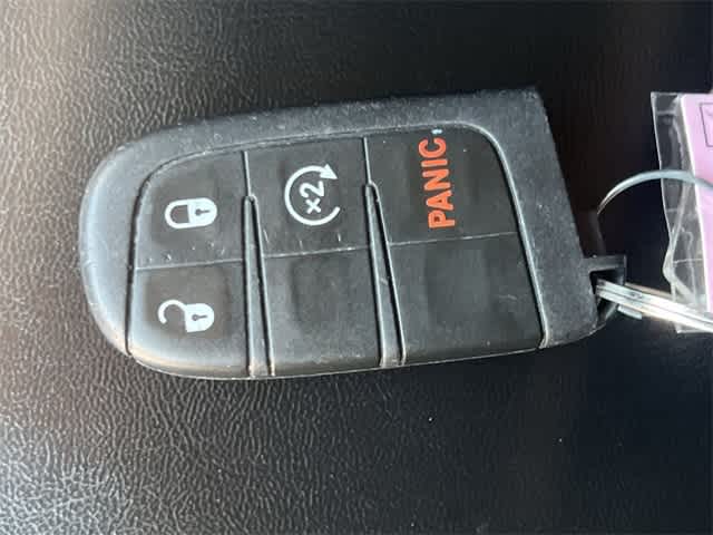 Thumbnail: 2020 Jeep Compass - 21