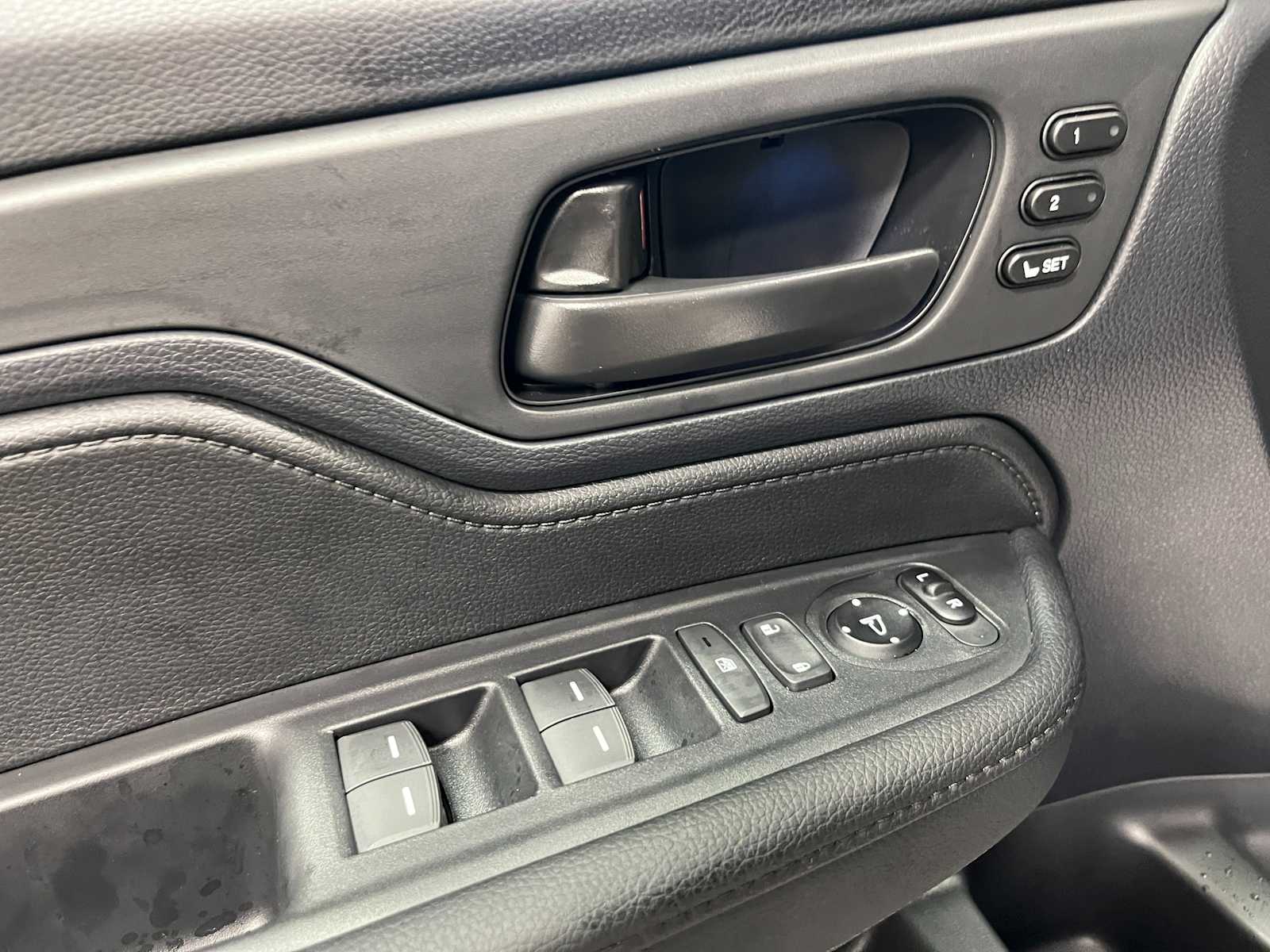 Thumbnail: 2026 Honda Odyssey - 12