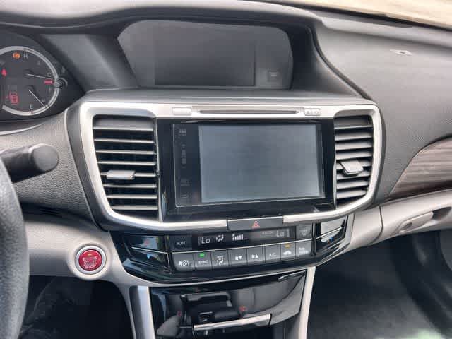 Thumbnail: 2016 Honda Accord - 18