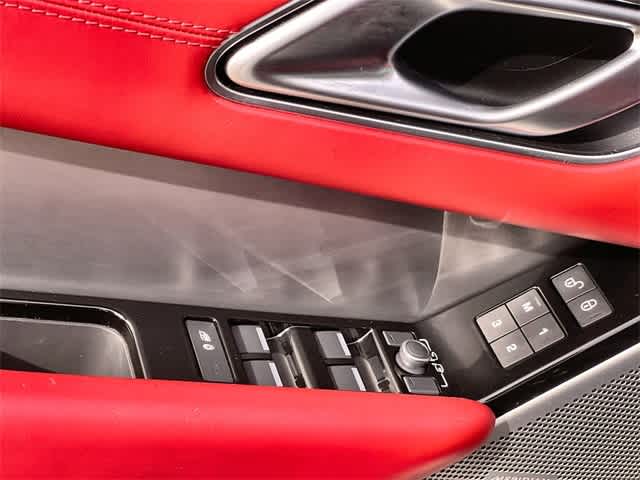 Thumbnail: 2020 Land Rover Range Rover Velar - 30