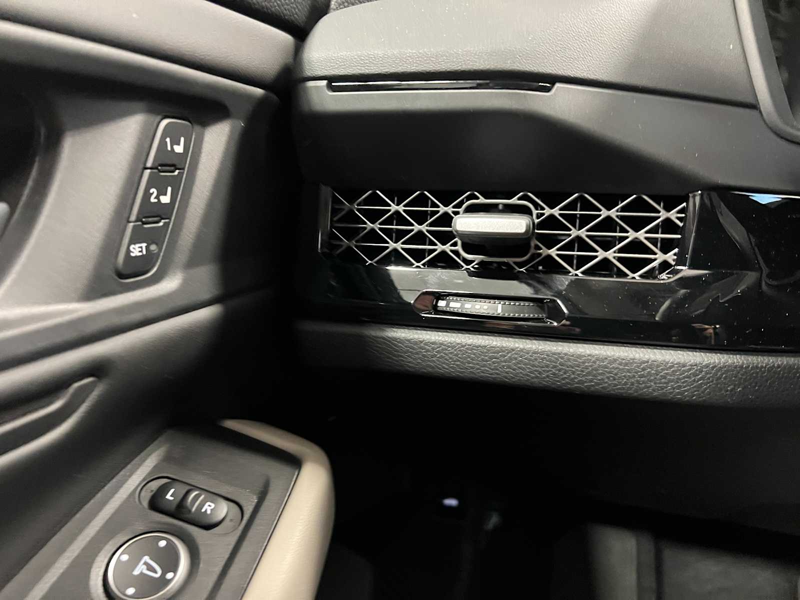 Thumbnail: 2025 Honda Accord - 18