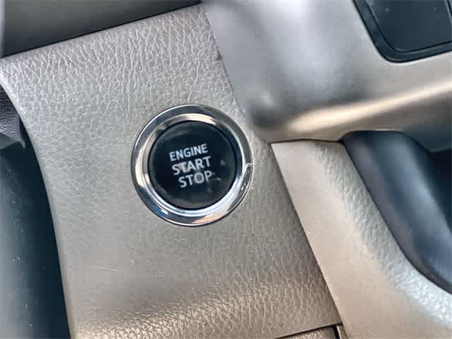 Thumbnail: 2017 Toyota Highlander - 28