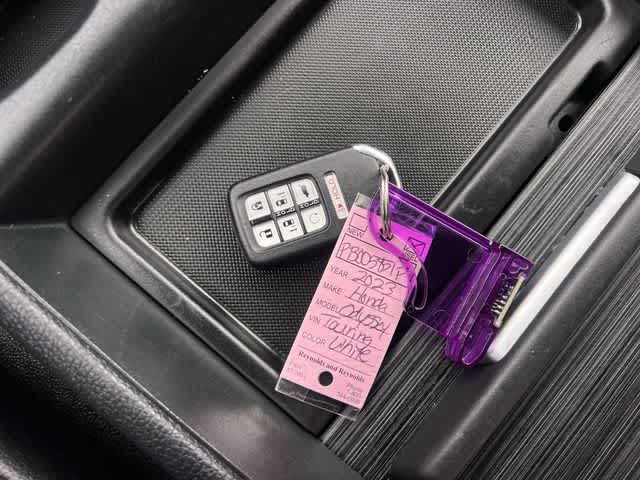 Thumbnail: 2023 Honda Odyssey - 21