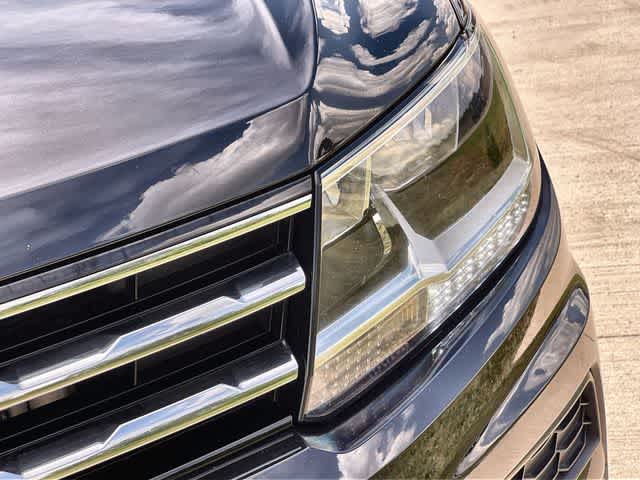 Thumbnail: 2021 Volkswagen Tiguan - 24