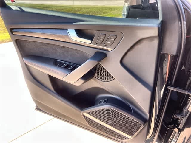 Thumbnail: 2024 Audi SQ5 - 30