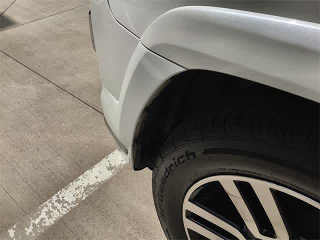2017 Toyota 4Runner Limited 23