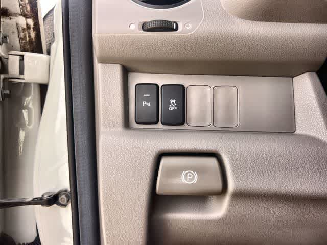 Thumbnail: 2012 Honda Pilot - 29