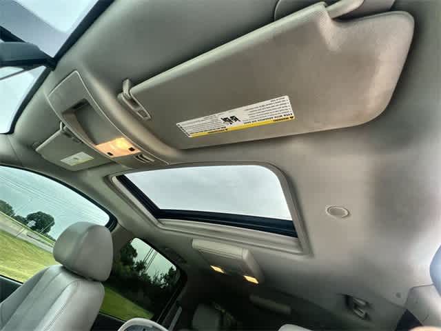 Thumbnail: 2014 Chevrolet Suburban - 31