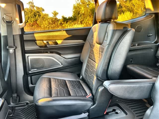 Thumbnail: 2022 Kia Telluride - 14