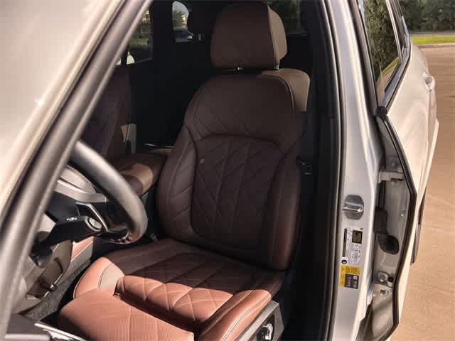 Thumbnail: 2023 BMW X5 - 11