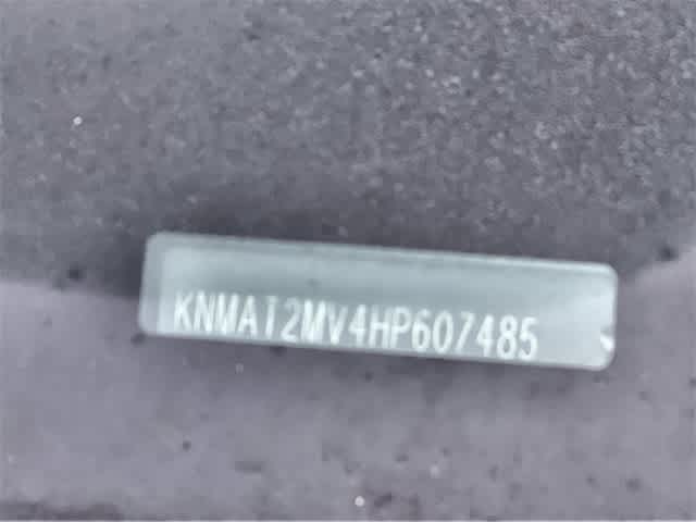 Thumbnail: 2017 Nissan Rogue - 22