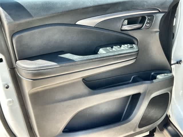 Thumbnail: 2022 Honda Passport - 30