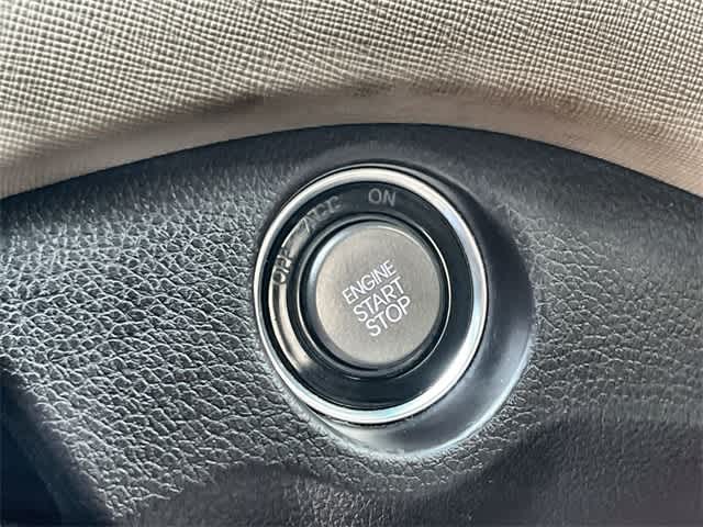 Thumbnail: 2016 Hyundai Santa Fe - 28