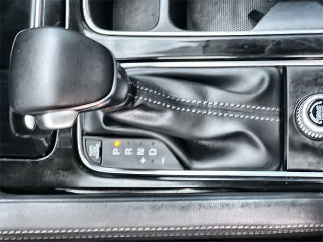 Thumbnail: 2022 Kia Telluride - 16