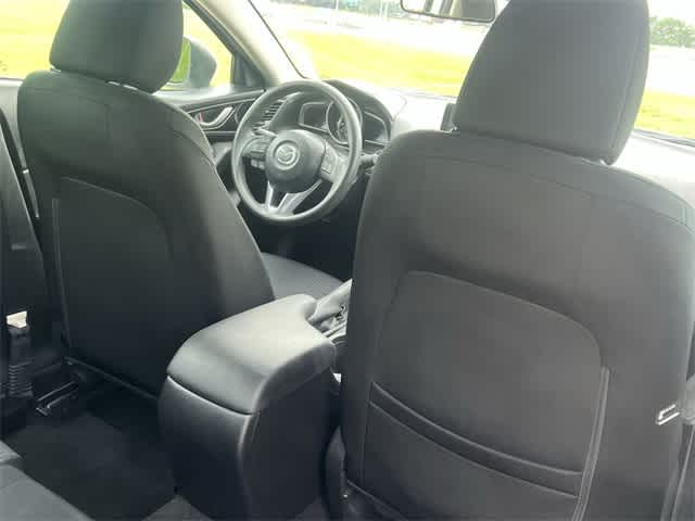 2016 Mazda Mazda3 i Sport 13