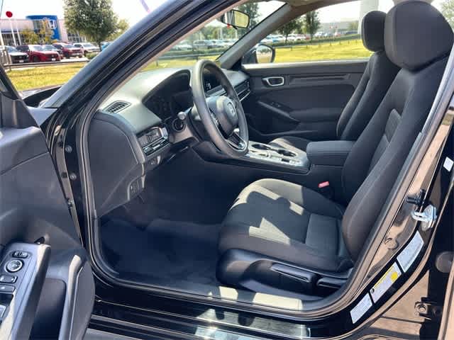 2025 Honda Civic LX photo 3