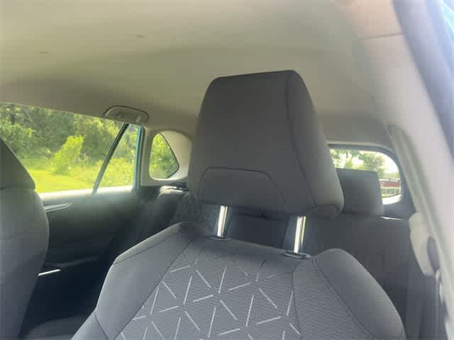 2021 Toyota RAV4 XLE 25