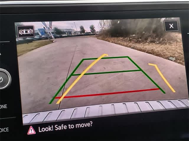 Thumbnail: 2022 Volkswagen Tiguan - 26