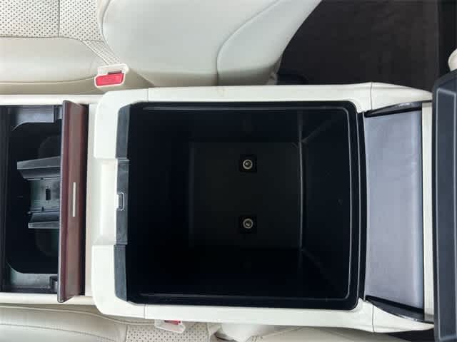 Thumbnail: 2013 Lexus GX - 27