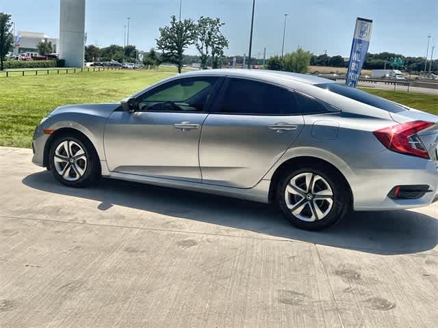 Thumbnail: 2016 Honda Civic - 4