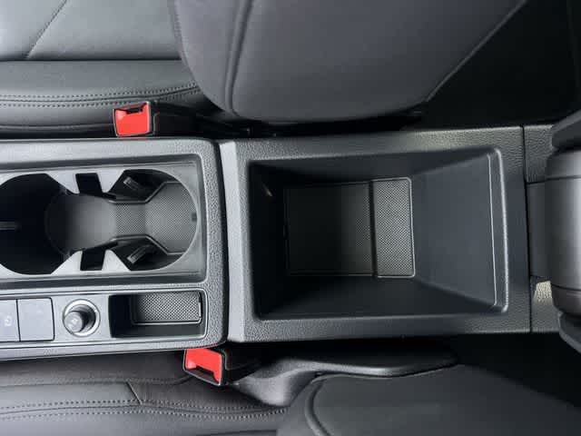 Thumbnail: 2020 Audi Q3 - 27