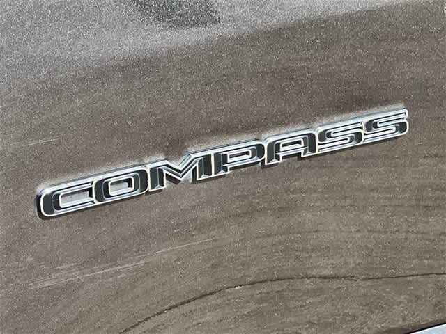 Thumbnail: 2019 Jeep Compass - 8