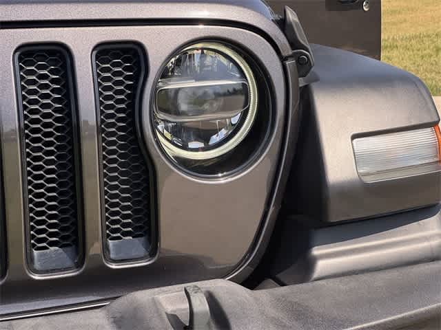 Thumbnail: 2021 Jeep Wrangler - 24