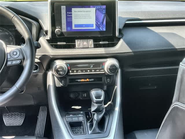 Thumbnail: 2023 Toyota RAV4 - 18
