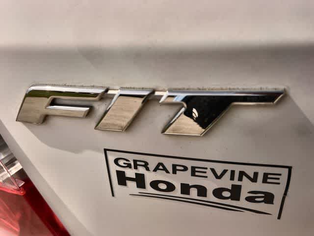 Thumbnail: 2010 Honda Fit - 8