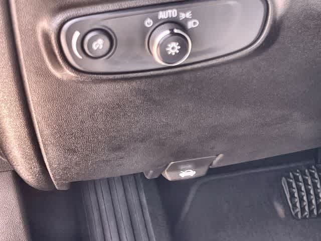 Thumbnail: 2022 Chevrolet Equinox - 29