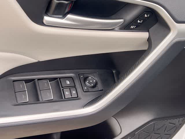 Thumbnail: 2024 Toyota RAV4 - 30