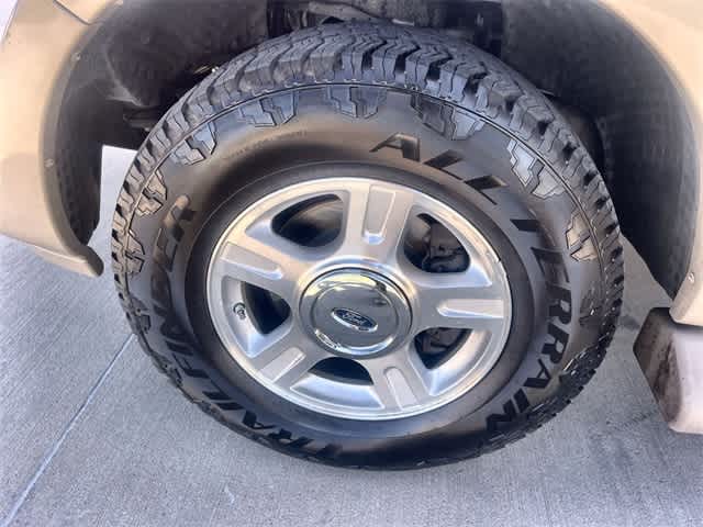 Thumbnail: 2005 Ford Expedition - 9